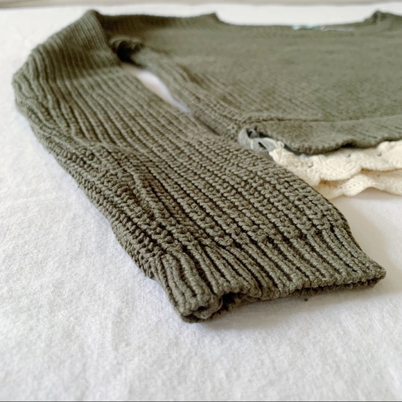 Kimchi Blue forest green cropped sweater - Picture 4 of 4